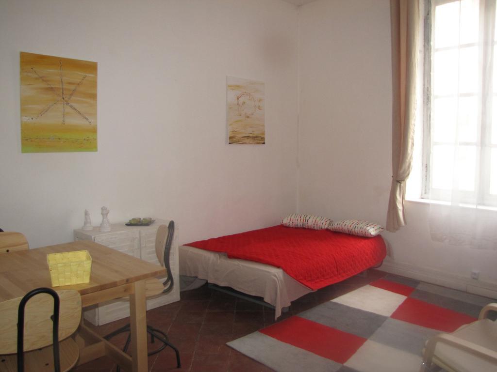 Appartements Cote Pont Vieux-Self Check-In Carcassonne Exterior foto